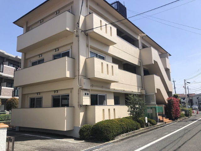 伊丹市荻野