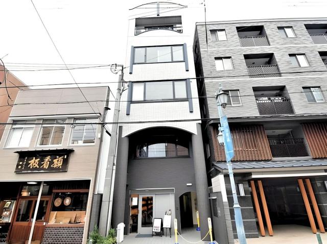 京都市中京区寺町通二条下る妙満寺前町