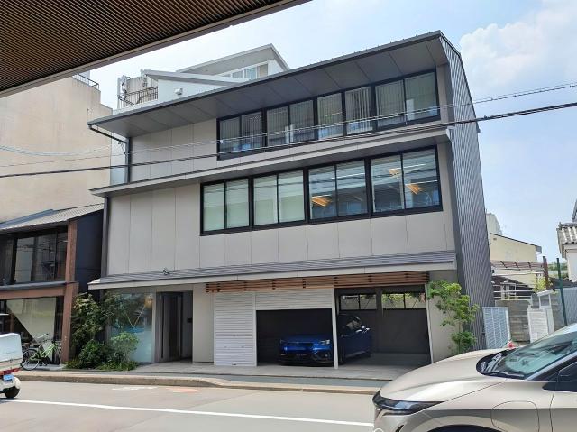 京都市上京区新町通下長者町上る藪之内町