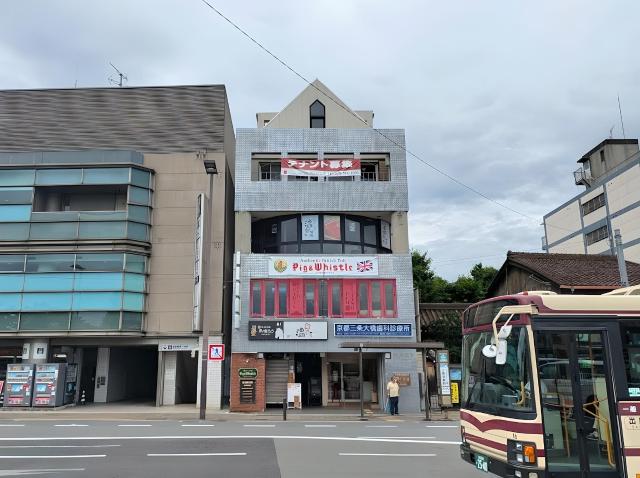 京都市東山区三条通大橋東入大橋町
