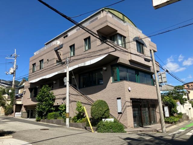 芦屋市西山町