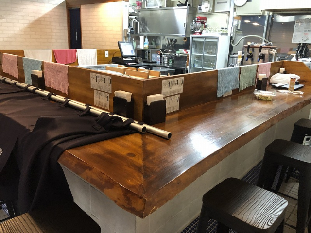 神戸市中央区三宮町2