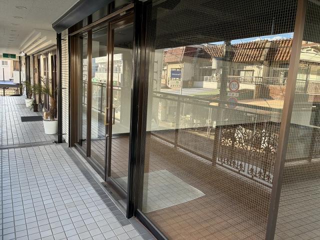 西宮市里中町３