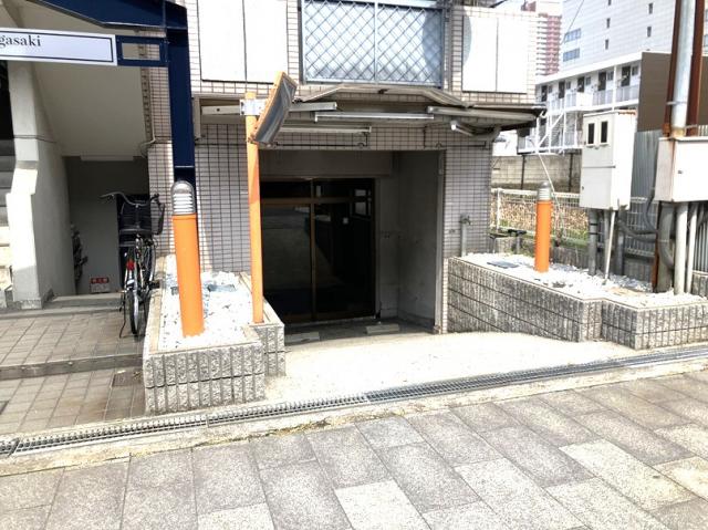 尼崎市西本町３