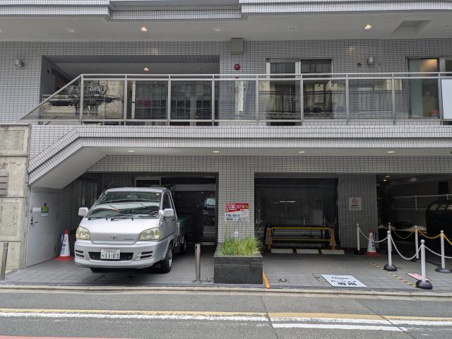 京都市中京区高倉通三条下る丸屋町