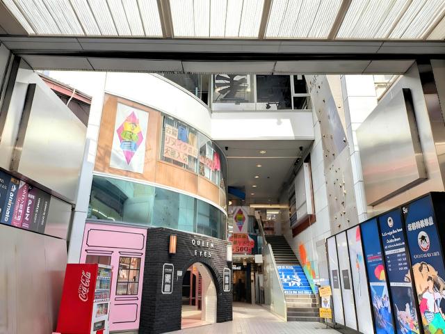 京都市中京区新京極通蛸薬師下る東側町